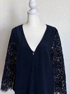 Sezane April Blouse in Silk & Lace Navy